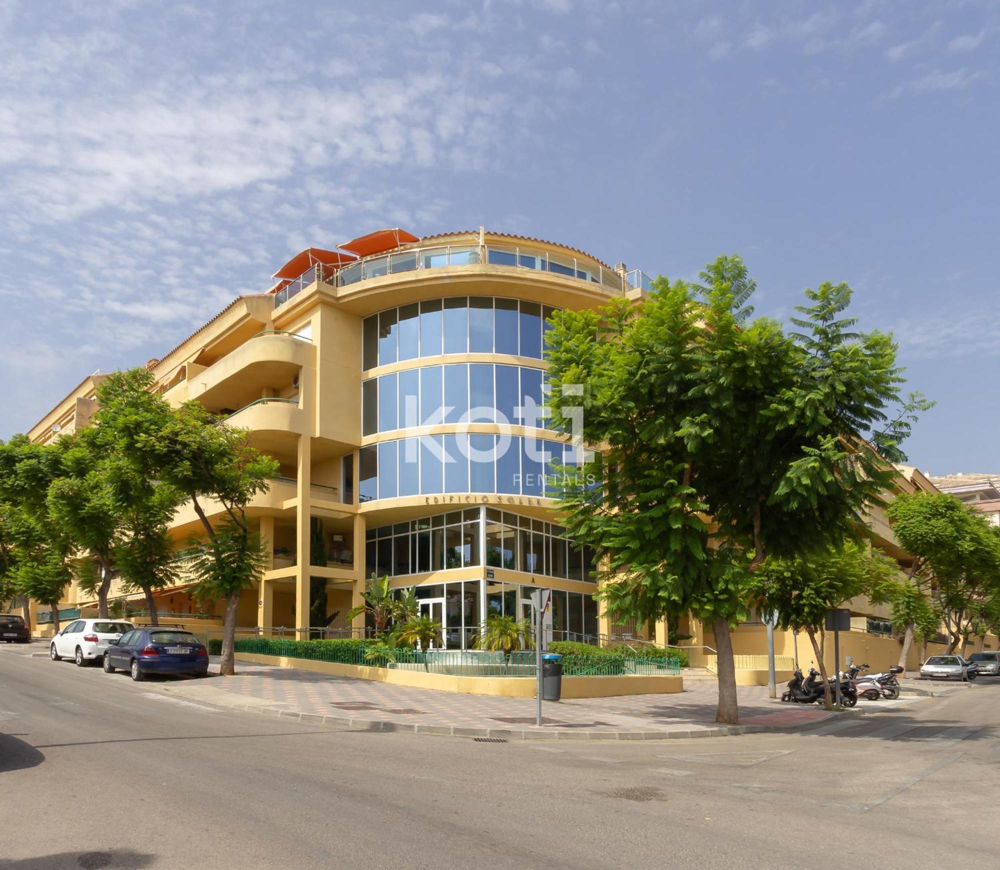 Koti Rentals - Nenufar Fuengirola Esterno foto