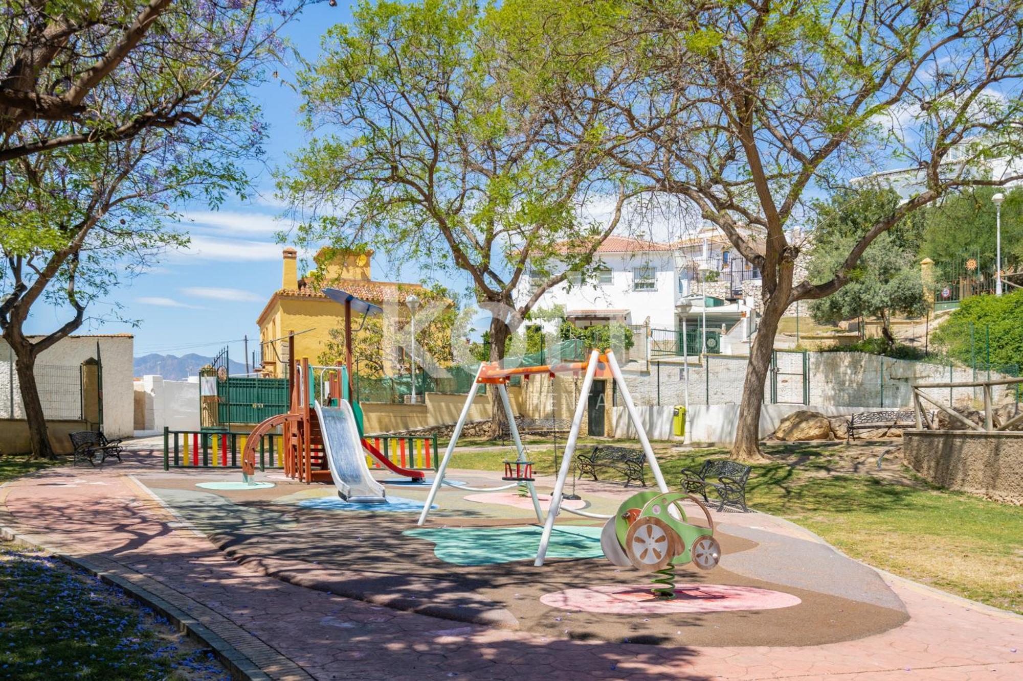 Koti Rentals - Nenufar Fuengirola Esterno foto